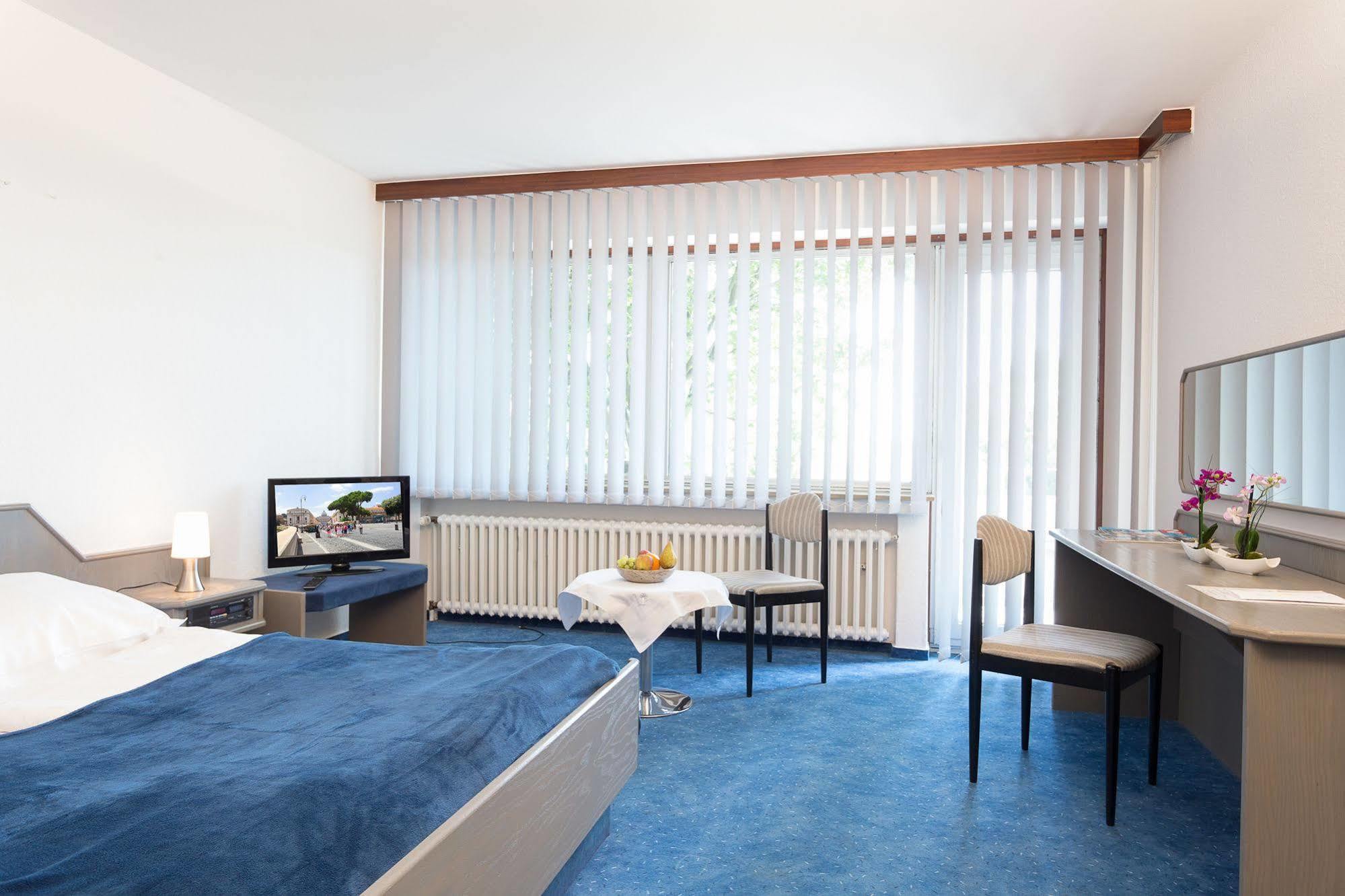 Hotel Luisenhof Mettmann Eksteriør bilde